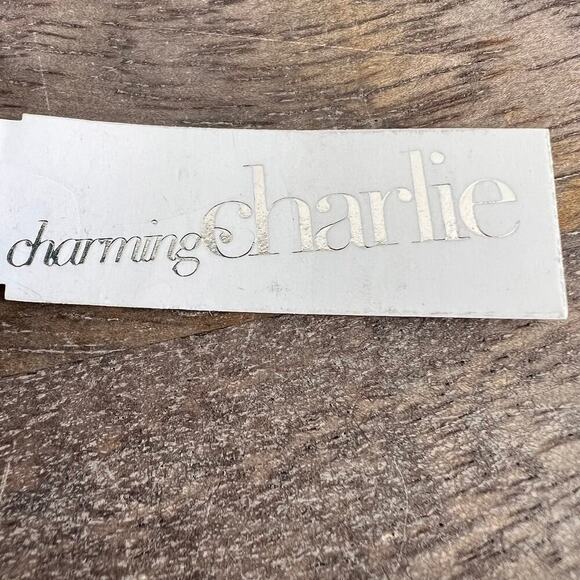 🍭6/$30 Charming Charlie Silver Rhinestone Studded Geometric Stretch Bracelet - Picture 2 of 7